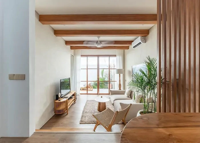Lyla Holiday home *